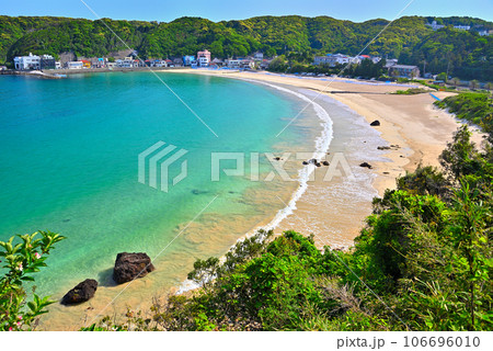 伊豆半島・南伊豆・外浦海水浴場・柿崎PAのフェニックス広場から眺める遠浅の砂浜・静岡県下田市(3) 伊豆半島・南伊豆・外浦海水浴場・柿崎PAのフェニックス広場から眺める遠浅の砂浜・静岡県下田市(3) 106696010