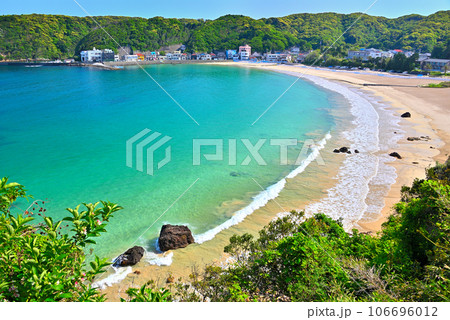 伊豆半島・南伊豆・外浦海水浴場・柿崎PAのフェニックス広場から眺める遠浅の砂浜・静岡県下田市(5) 伊豆半島・南伊豆・外浦海水浴場・柿崎PAのフェニックス広場から眺める遠浅の砂浜・静岡県下田市(5) 106696012