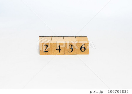 木のブロック 数字 2436 木のブロック 数字 2436 106705833