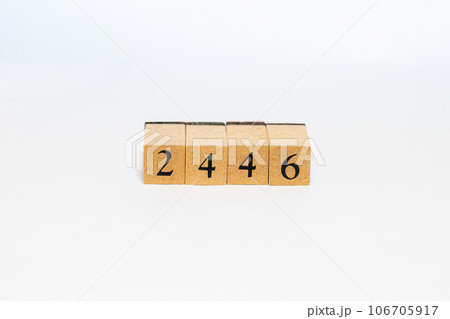木のブロック 数字 2446 木のブロック 数字 2446 106705917