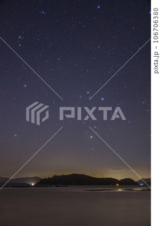 瀬戸内の冬の星景 夜明け前に昇るさそり座 瀬戸内の冬の星景 夜明け前に昇るさそり座 106706380