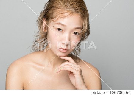 portrait portrait 106706566