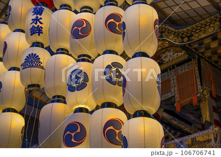 京都　祇園祭の宵山　菊水鉾　 106706741