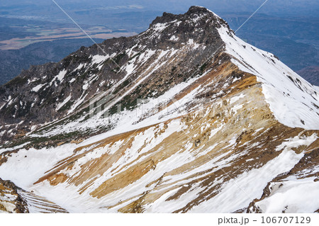 春の山 春の山 106707129