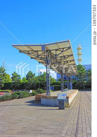 横浜市、旧横浜港駅プラットホームの風景 106707303