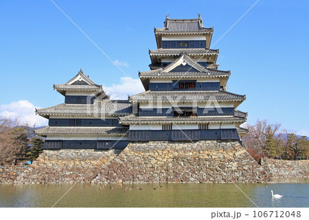 国宝 松本城 106712048