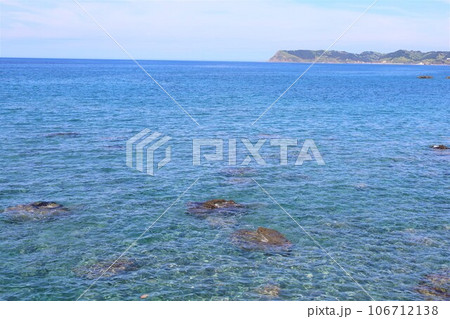 北海道、積丹半島ドライブ、八月の爽やかな風と共に、積丹ブルーの海をシーニックウェイでトレッキング 北海道、積丹半島ドライブ、八月の爽やかな風と共に、積丹ブルーの海をシーニックウェイでトレッキング 106712138