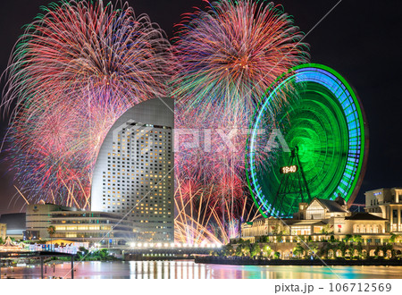 横浜_みなとみらいスマートフェスティバルの花火大会絶景 横浜_みなとみらいスマートフェスティバルの花火大会絶景 106712569