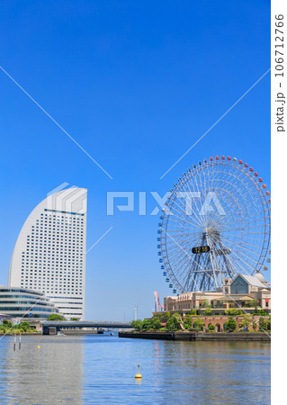 横浜_みなとみらい地区の都市風景 横浜_みなとみらい地区の都市風景 106712766