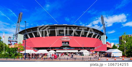 MAZDA Zoom Zoom スタジアム 広島 ( ズムスタ )は カープ の ホームスタジアム  MAZDA Zoom Zoom スタジアム 広島 ( ズムスタ )は カープ の ホームスタジアム  106714255