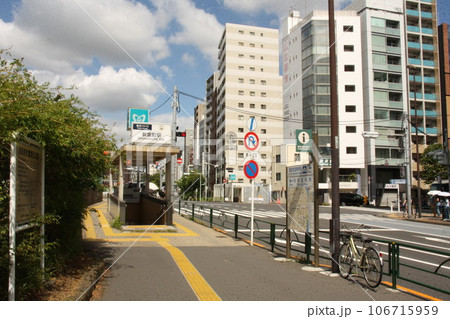 東京メトロ　有楽町線　新富町駅　駅入口 106715959