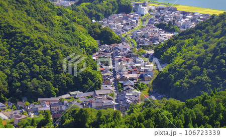 城崎温泉ロープウェイ山頂駅屋上からの城崎温泉街2 城崎温泉ロープウェイ山頂駅屋上からの城崎温泉街2 106723339