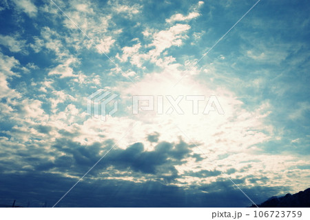 アニメっぽい空 106723759