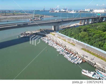 青空 青い空 ブルースカイ 106724241
