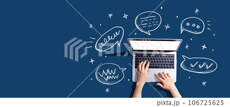 Speech bubbles and a laptop 106725625