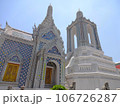 Wat Pho blue & white architecture/ワットポーの青と白の建築物 106726287