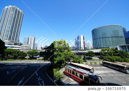 横浜駅東口周辺の風景 106728970