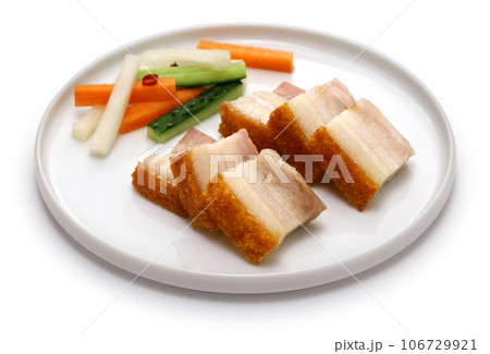 自家製・脆皮焼肉(広東式クリスピーローストポーク) 106729921