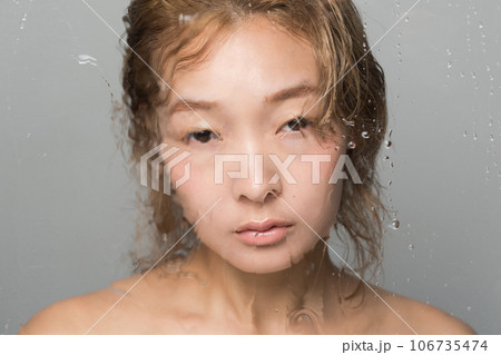 portrait portrait 106735474