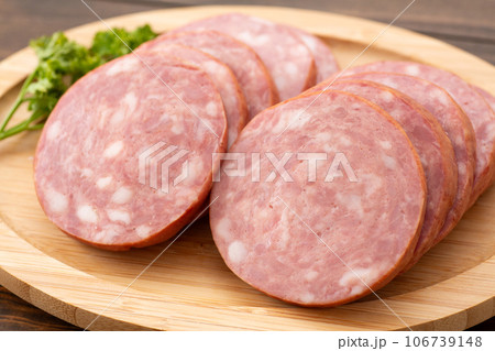 あらびきハムステーキ 106739148