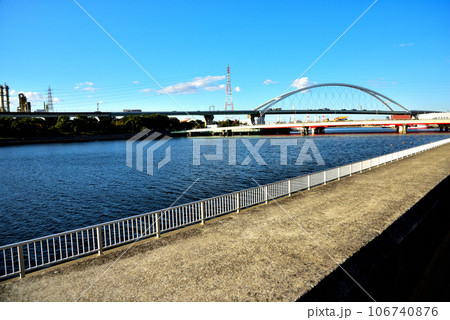 大阪浜寺公園から望む浜寺水路 106740876