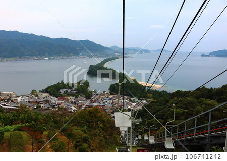 リフトで下山中の天橋立(京都府 宮津市) リフトで下山中の天橋立(京都府 宮津市) 106741242
