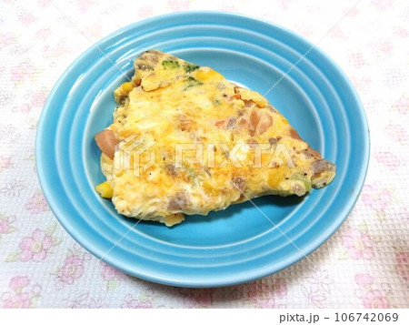 こんにゃく入りのオムレツ 106742069