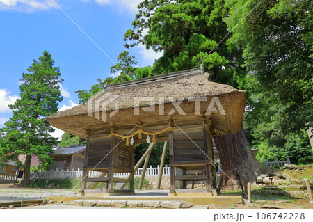 隠岐の島　玉若酢命神社　随神門 106742228