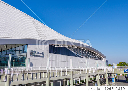 【神奈川の都市風景】パシフィコ横浜 106745850