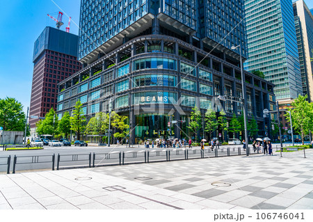 【東京都】東京駅前にそびえる新丸の内ビルディング 【東京都】東京駅前にそびえる新丸の内ビルディング 106746041