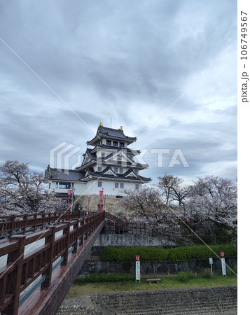 一夜城で日本の歴史と文化に触れ、心に残る素晴らしい体験をお楽しみください。 106749567