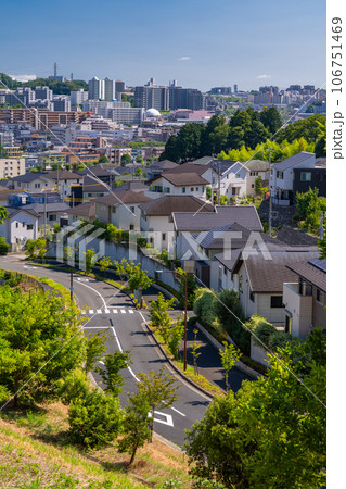 《東京都》一面に広がる住宅街・東京郊外エリア 106751469