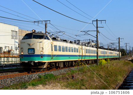信越本線を走る485系特急北越6両 信越本線を走る485系特急北越6両 106751606