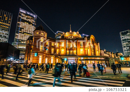 日本の東京都市景観 東京駅丸の内北口から東京駅赤レンガ駅舎や丸の内のビル群などを望む…=3月10日 日本の東京都市景観 東京駅丸の内北口から東京駅赤レンガ駅舎や丸の内のビル群などを望む…=3月10日 106753321