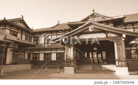 奈良ホテル　本館 106760646