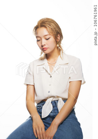 かっこいい働く女性のポートレート かっこいい働く女性のポートレート 106761961