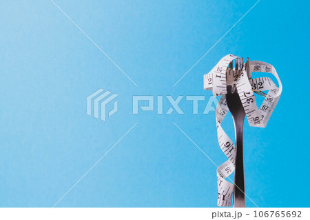 Diet for weight loss. Diet food. Obesity problem. Food without calories. 106765692