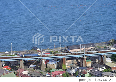 東海道本線　根府川ー早川　JR貨物　EF65-2065（新鶴見） 106766121