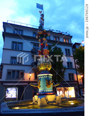 ルツェルンの旧市街、「フリッチの噴水」 ルツェルンの旧市街、「フリッチの噴水」 106769128