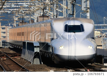 【JR東海】N700系「のぞみ」（東海道新幹線：京都駅） 106769871