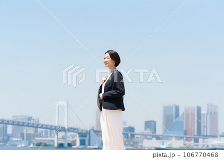 ビジネス オフィスカジュアル 女性 ビジネス オフィスカジュアル 女性 106770468