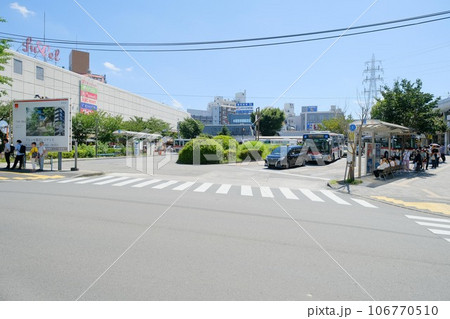 田園都市線の鷺沼駅バスロータリー 田園都市線の鷺沼駅バスロータリー 106770510