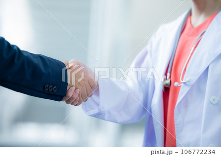 医療従事者 MR 医療従事者 MR 106772234