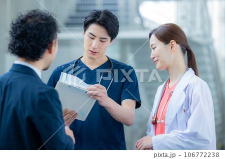 医療従事者 MR 医療従事者 MR 106772238