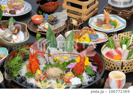会席料理 鯛 アワビ 伊勢海老 会席料理 鯛 アワビ 伊勢海老 106772369