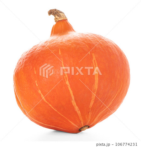 Hokaido pumpkin 106774231