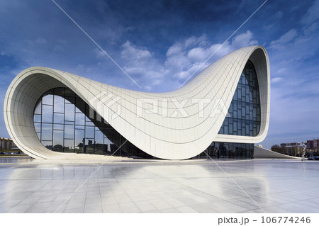 ヘイダル・アリエフ・センター / Heydar Aliyev Center, Baku 106774246