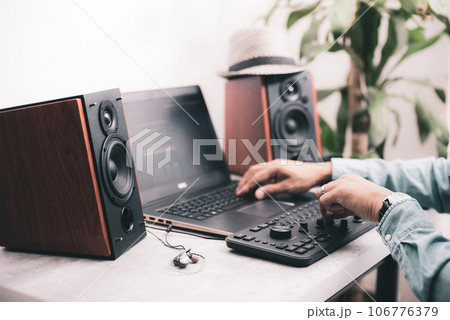 workstation in the office 106776379