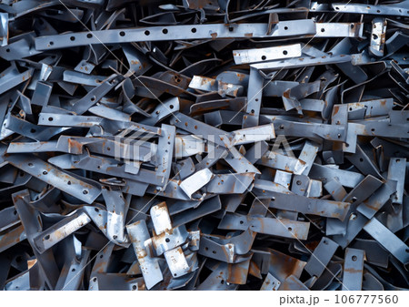 金属スクラップ　(AI生成画像) 106777560