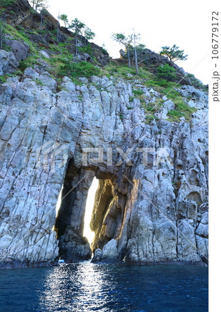 隠岐の島 遊覧船から見た風景 隠岐の島 遊覧船から見た風景 106779172